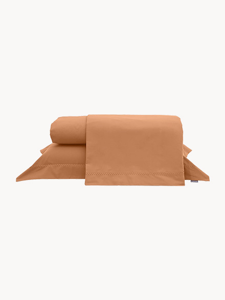 Cama